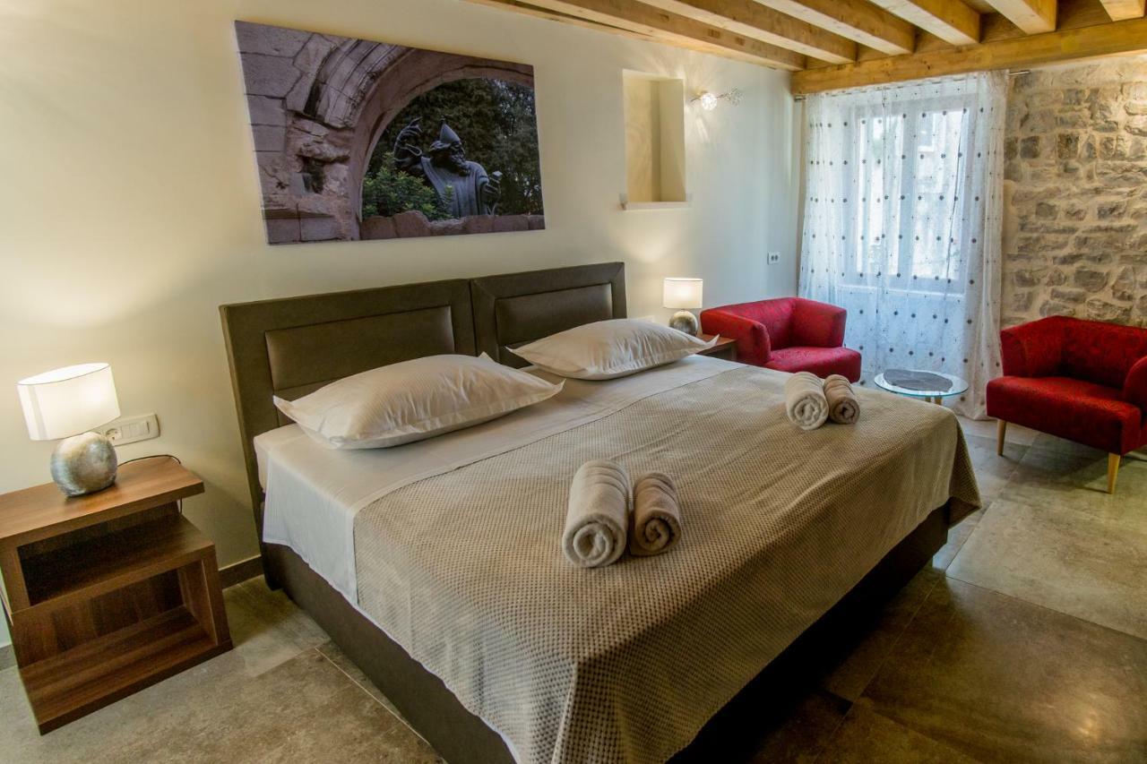 Jr Luxury Guesthouse2 Split Bagian luar foto